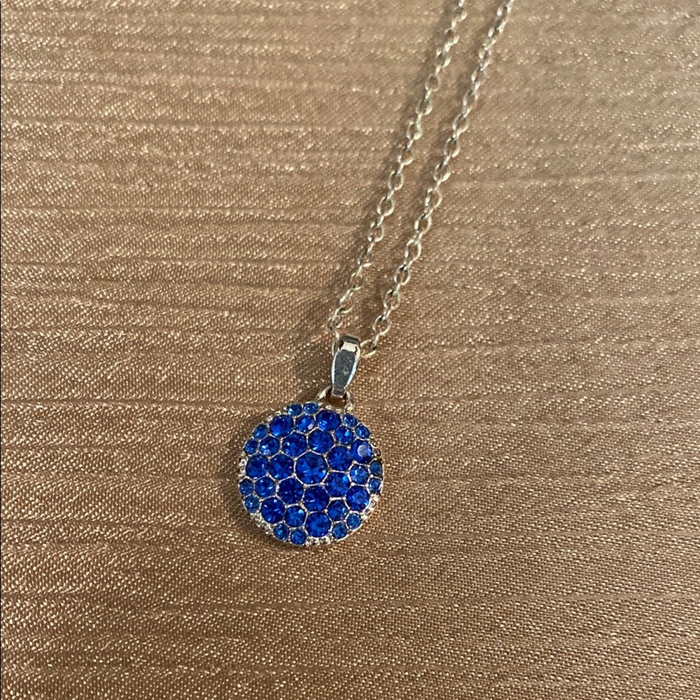 Avon Blue and Silver September Birthstone Sapphire Circle Pendant Necklace NEW